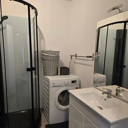 Апартаменты 112 Confortable , 4 Lits ,2 Wc *