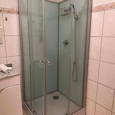 Apartment 112 Confortable , 5 Lits ,2 Wc